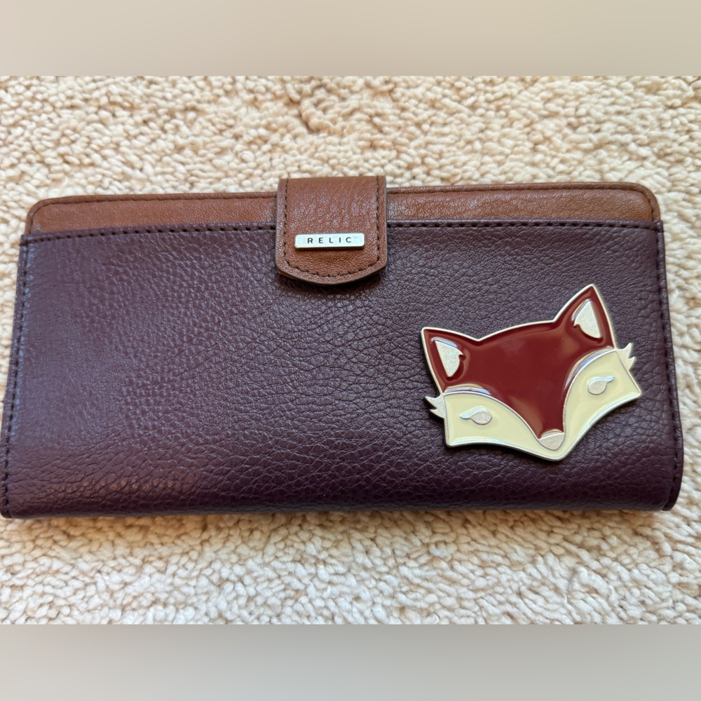 Relic Wallet Womens Brown Fox Applique Trifold Clutch Snap ID Zip Pocket Pebbled